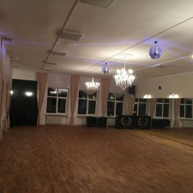 Lustra - sala taneczna