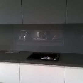 Szkło lakierowane do kuchni - minimalistycznie